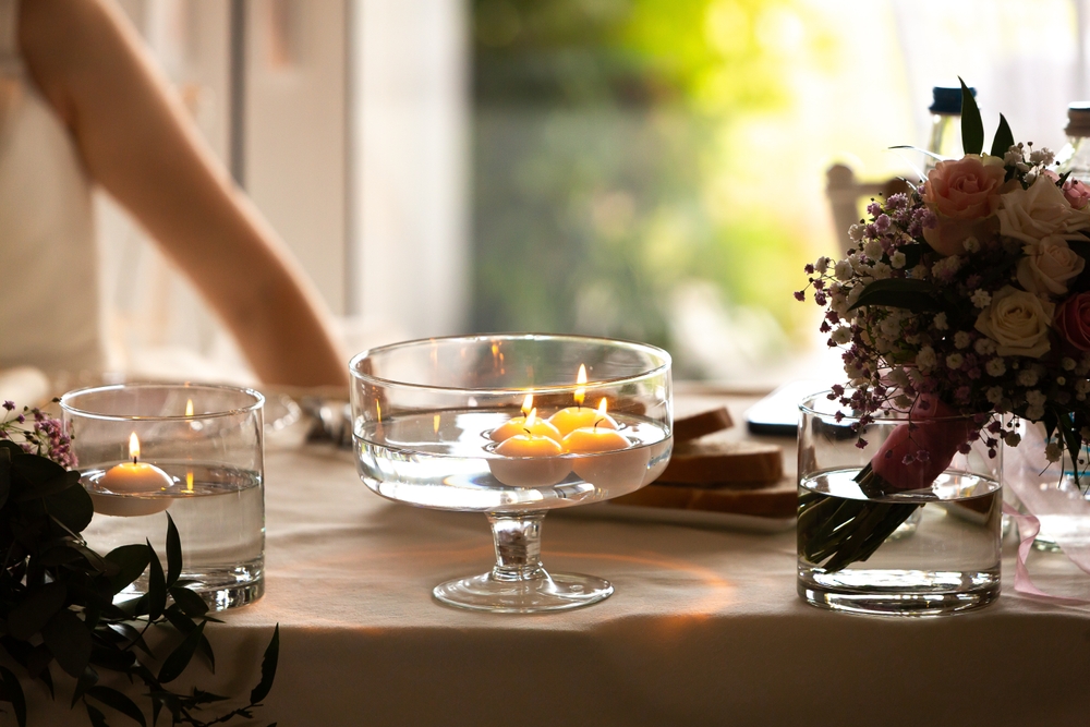 Use Soft, Atmospheric Lighting to Set a Romantic Tone